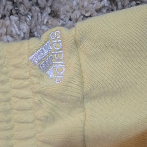 Adidas Light Yellow Shorts, EUC XL - Picture 4 of 7